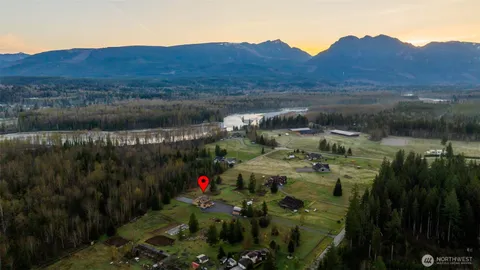 $950,000 | 36121 160th Street Southeast, Sultan, WA 98294