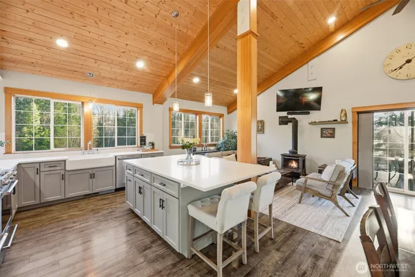 $950,000 | 36121 160th Street Southeast, Sultan, WA 98294