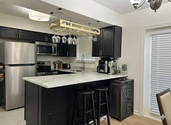 $2,000 | 6940 Roswell Road, Unit 8F, Atlanta, GA 30328