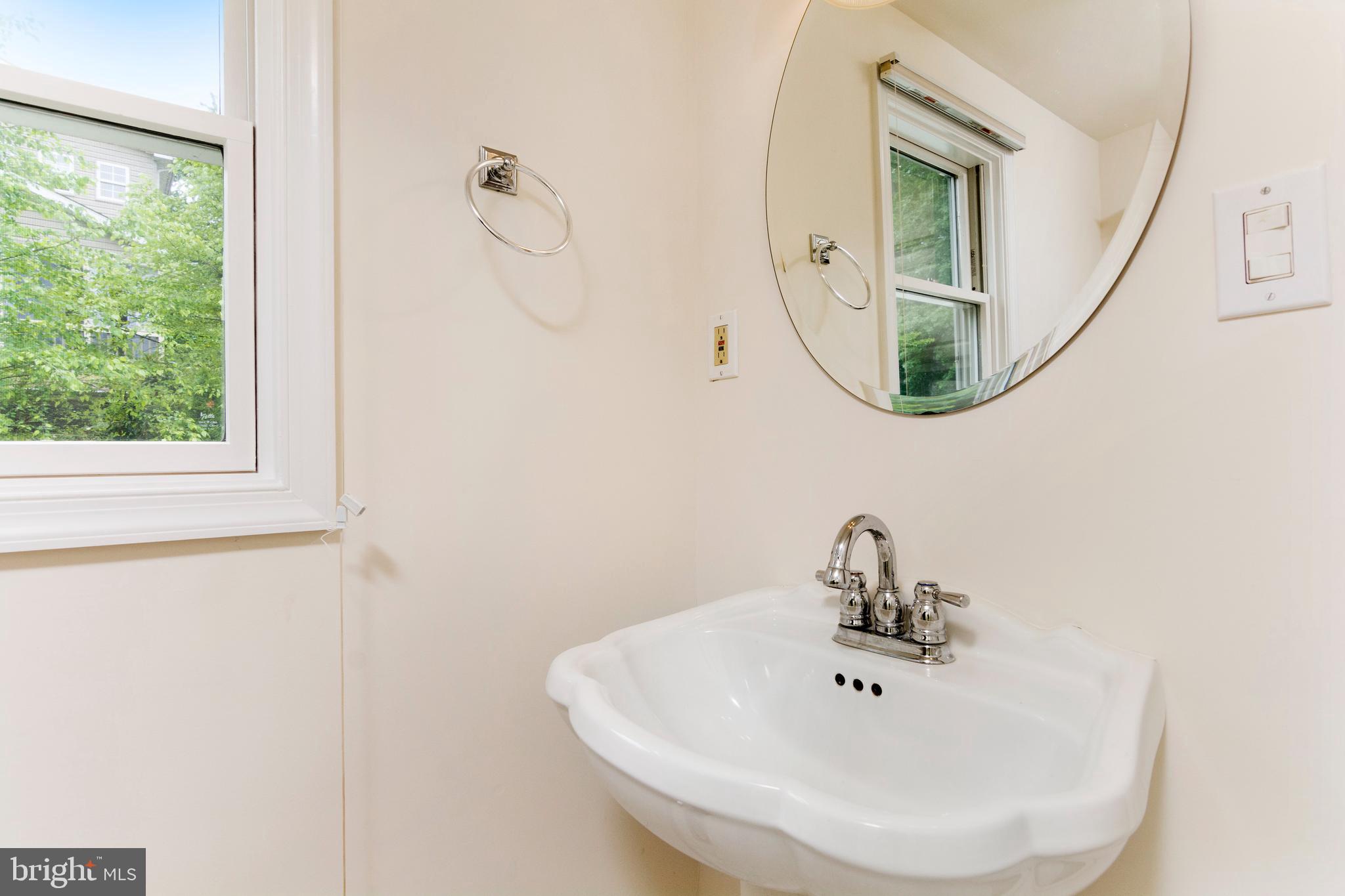 1522 Mayfield Road Edgewater, MD 21037 - Photo 25 of 36