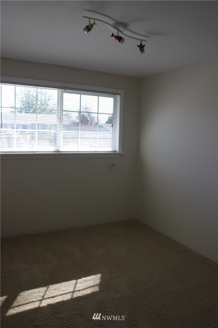 12684 Southeast 169th Street Renton, WA 98058 - Photo 13 of 18 Gallery Image 13
