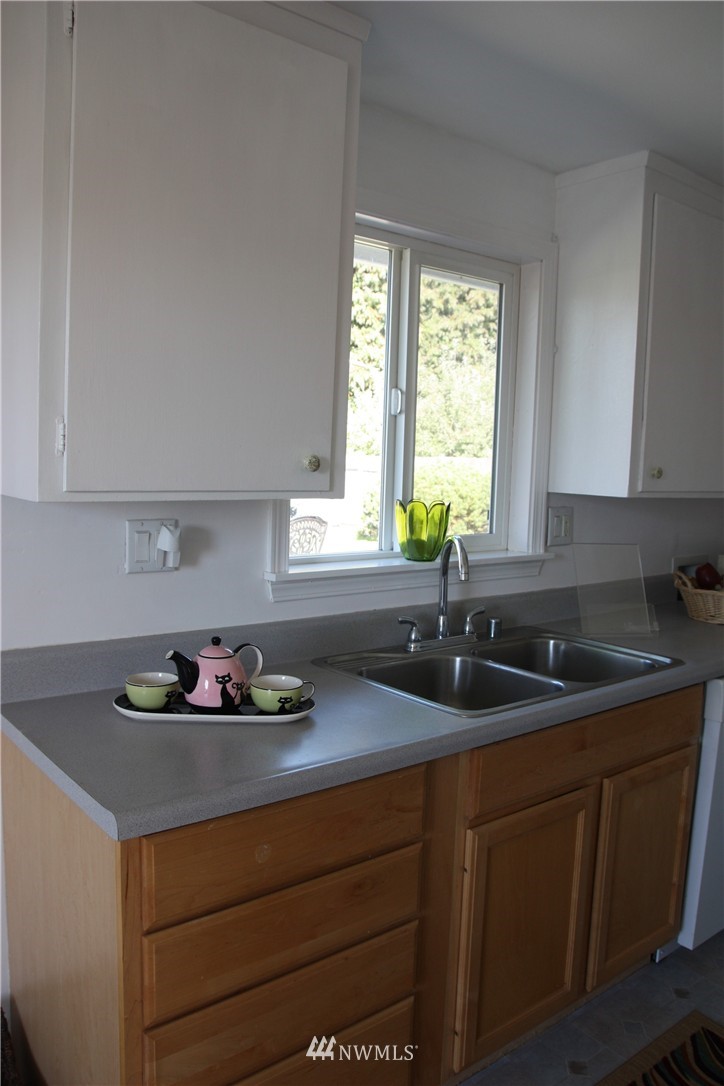12684 Southeast 169th Street Renton, WA 98058 - Photo 8 of 18 Gallery Image 8