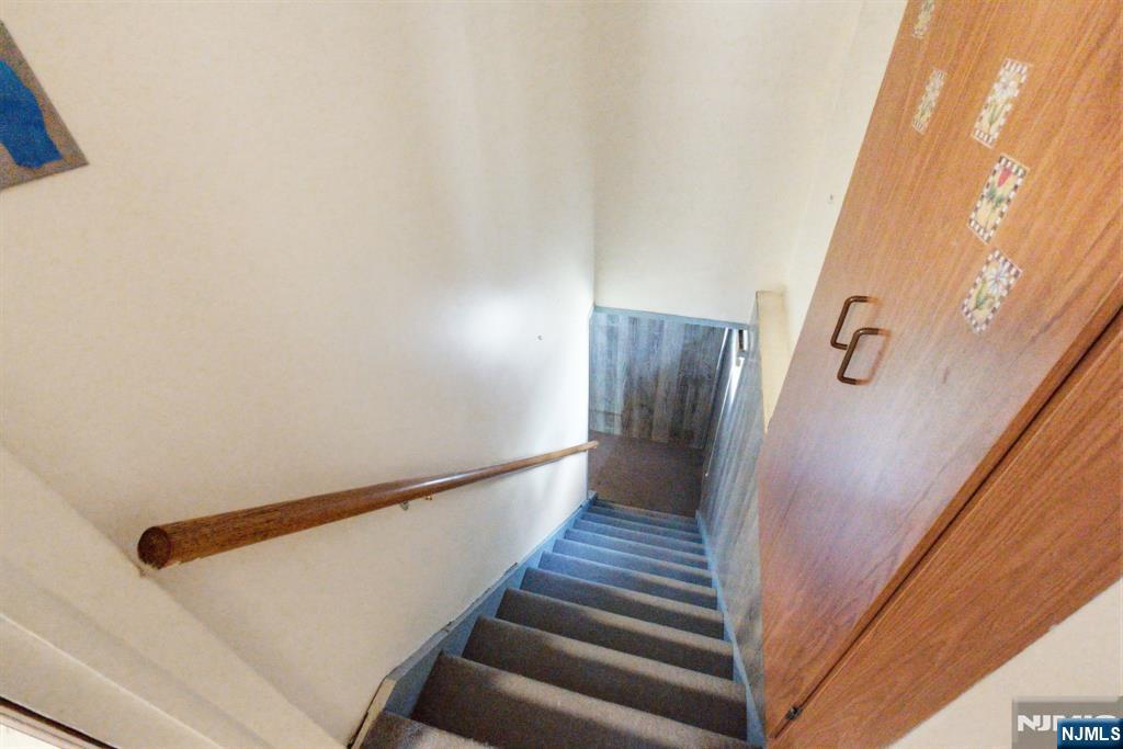 116 Rafkind Road Bloomingdale, NJ 07403 - Photo 33 of 45