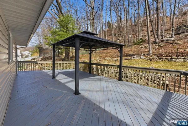 $500,000 | 116 Rafkind Road, Bloomingdale, NJ 07403