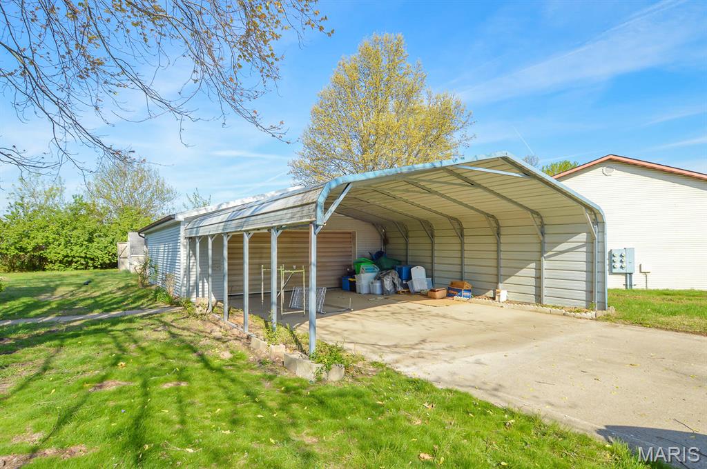 1739 Fieldcrest Drive Sparta, IL 62286 - Photo 13 of 28