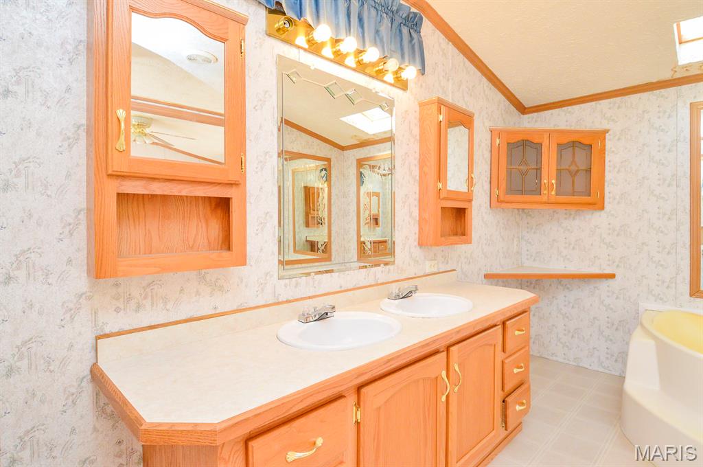 1739 Fieldcrest Drive Sparta, IL 62286 - Photo 24 of 28