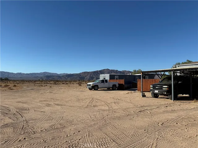 a view of a outdoor space
