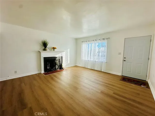 $2,600 | 17262 Ivy Avenue, Fontana, CA 92335