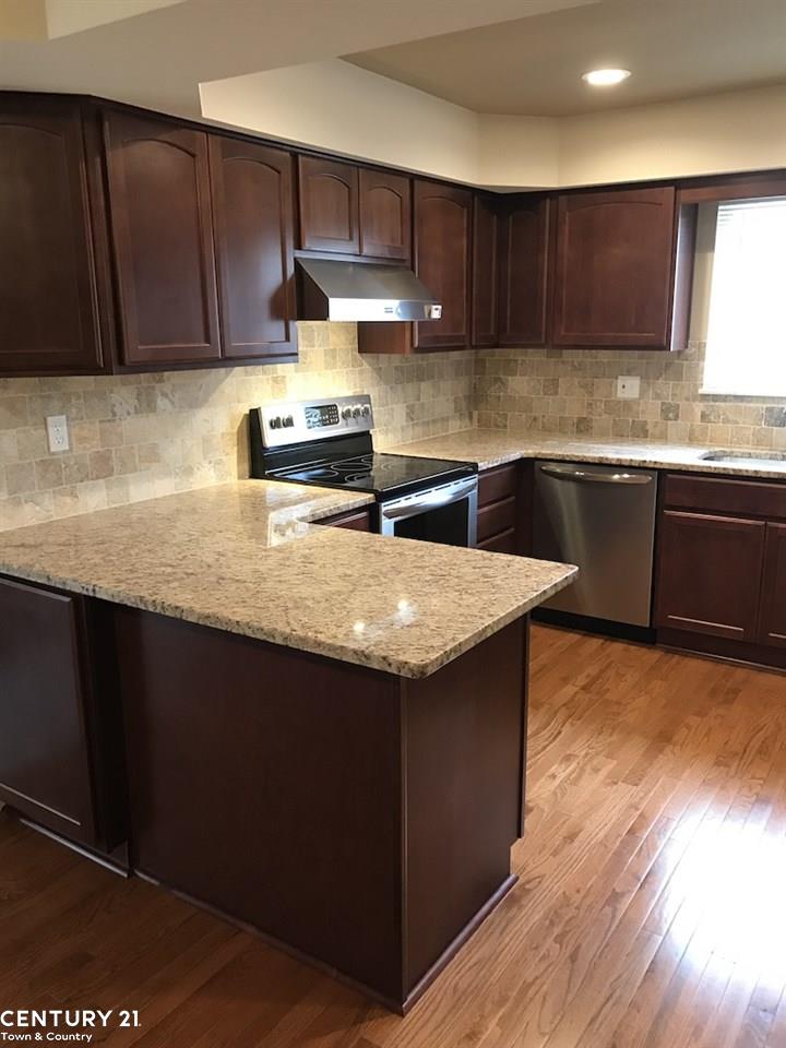 16460 Faulman Road Clinton Township, MI 48035 - Photo 5 of 27