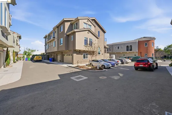 $4,295 | 817 Estancia Court, Hayward, CA 94541