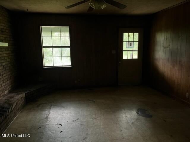 233 Sutton Road Newhebron, MS 39140 - Photo 2 of 13 IMG_1985