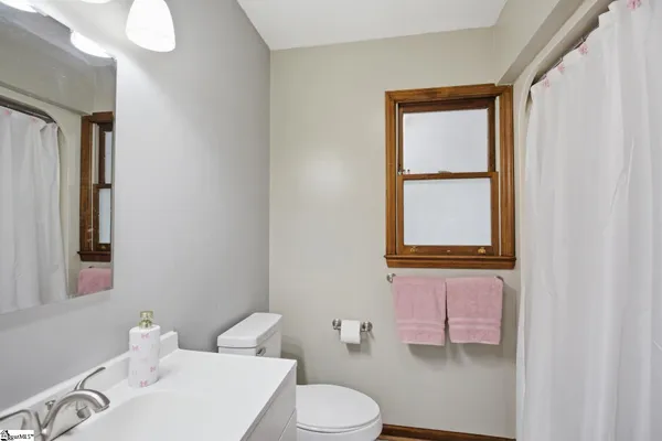 $1,050,000 | 646 Flat Shoals Road, Walhalla, SC 29691