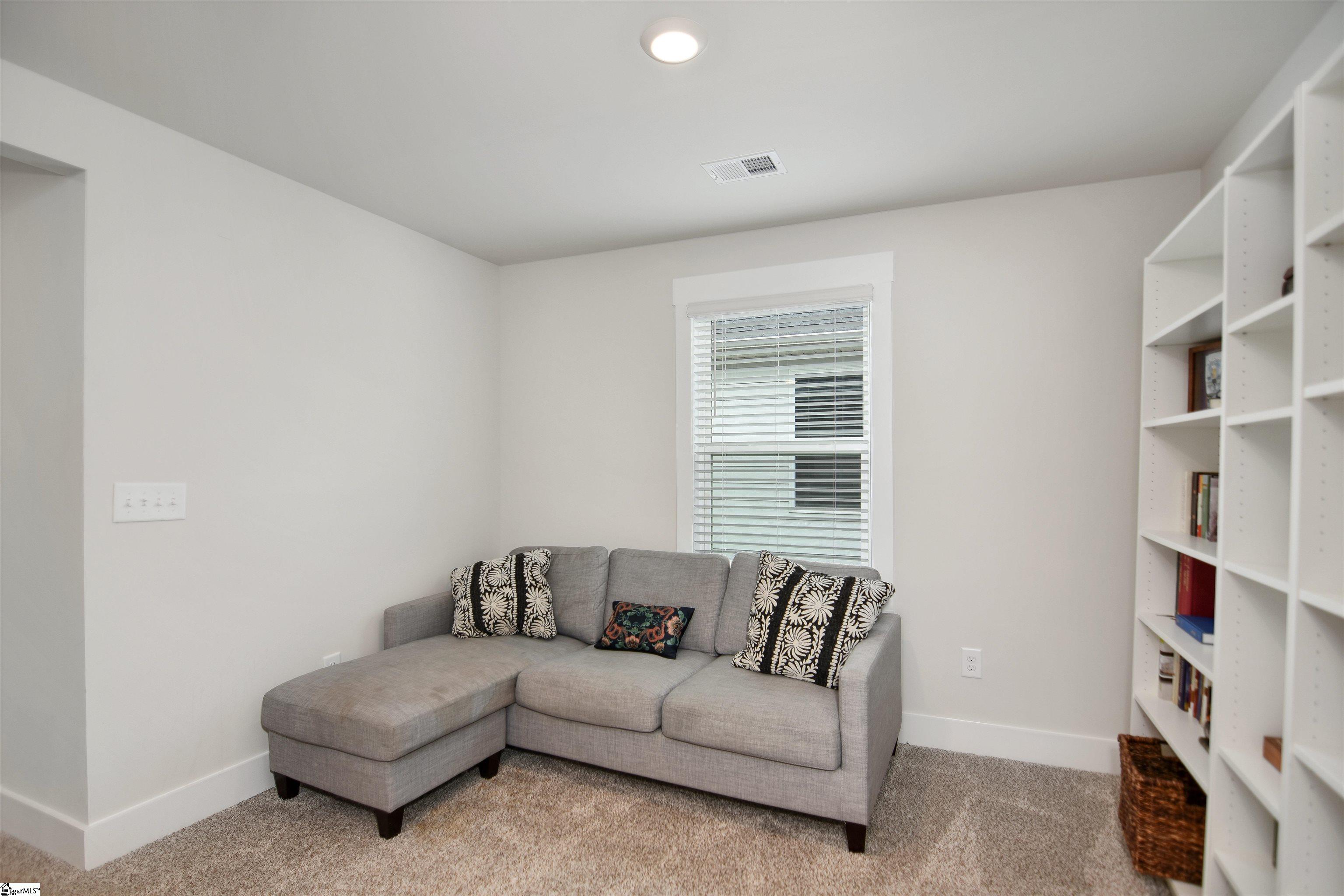 105 Boren Way Greenville, SC 29607 - Photo 22 of 38