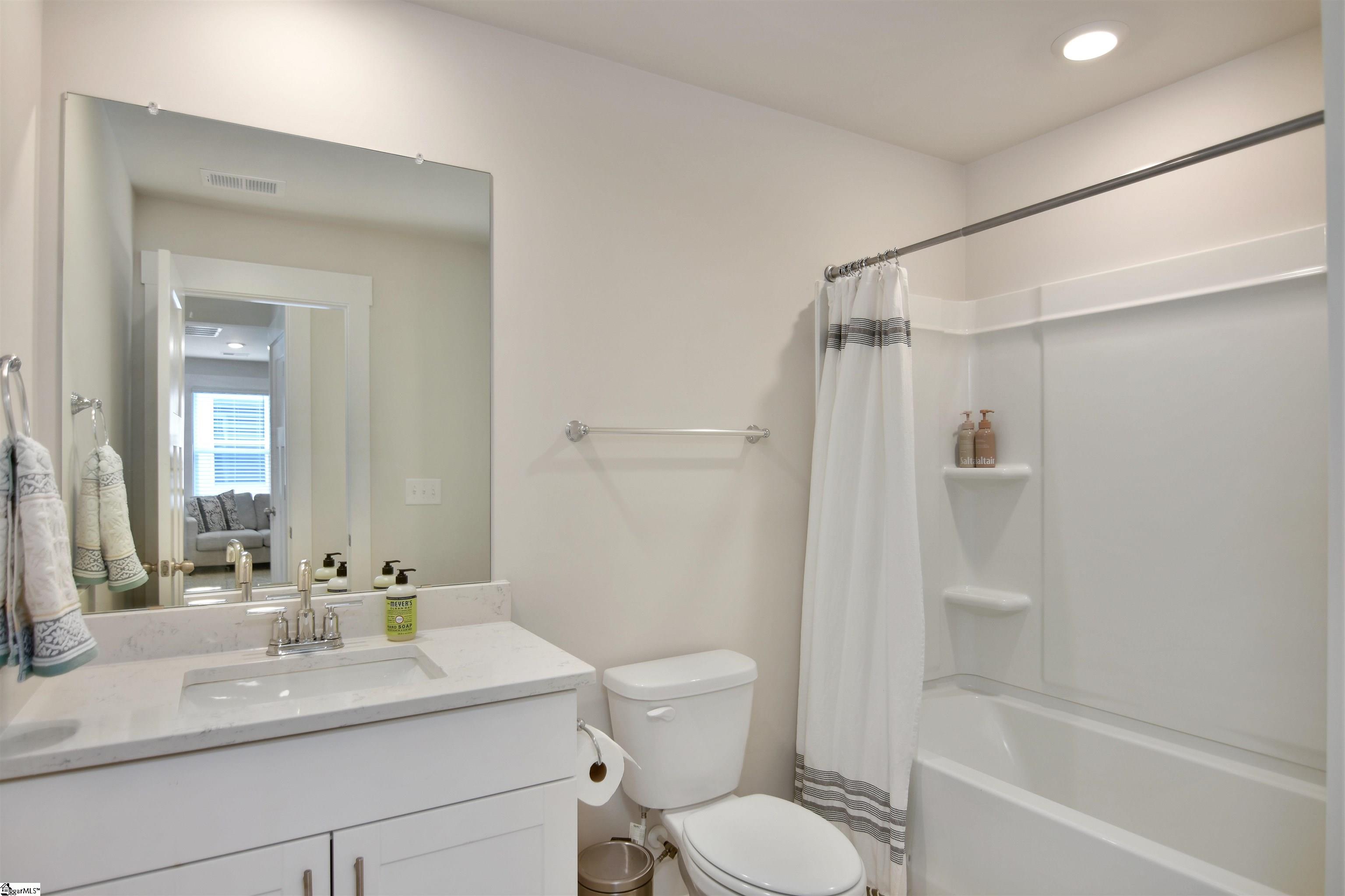 105 Boren Way Greenville, SC 29607 - Photo 25 of 38