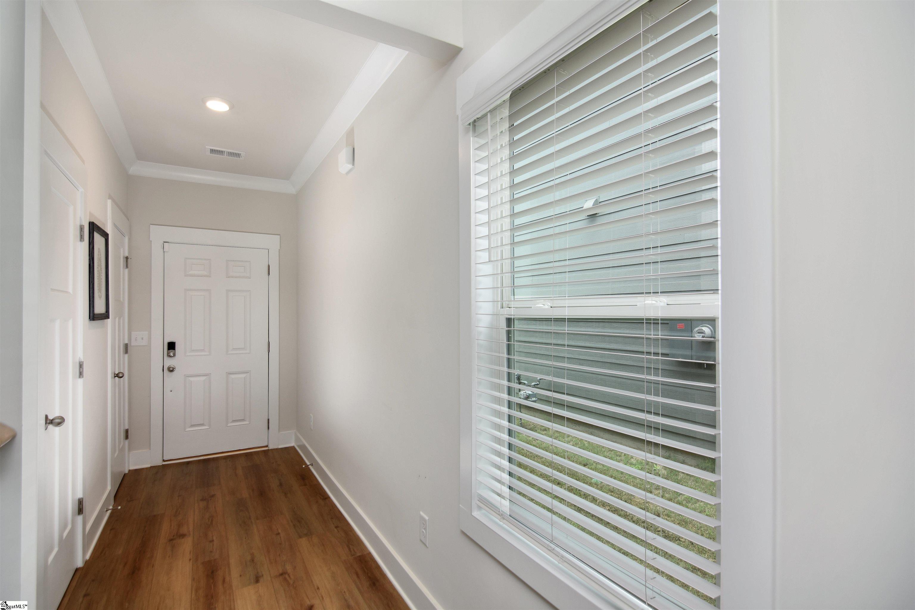 105 Boren Way Greenville, SC 29607 - Photo 10 of 38