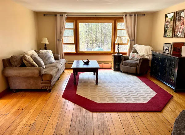 $3,650 | 186 Gunn Road, Keene, NH 03431