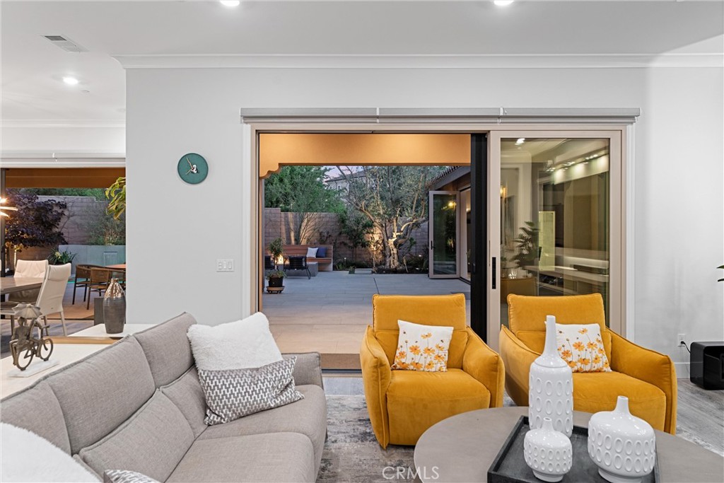 52 Steeplechase Irvine, CA 92602 - Photo 13 of 68