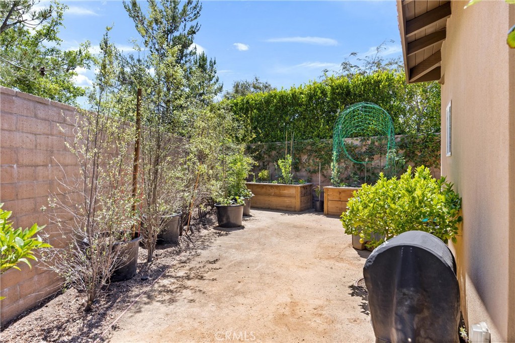 52 Steeplechase Irvine, CA 92602 - Photo 37 of 68