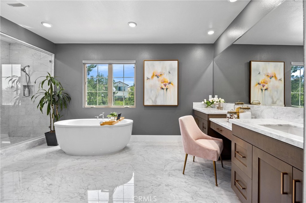 52 Steeplechase Irvine, CA 92602 - Photo 5 of 68