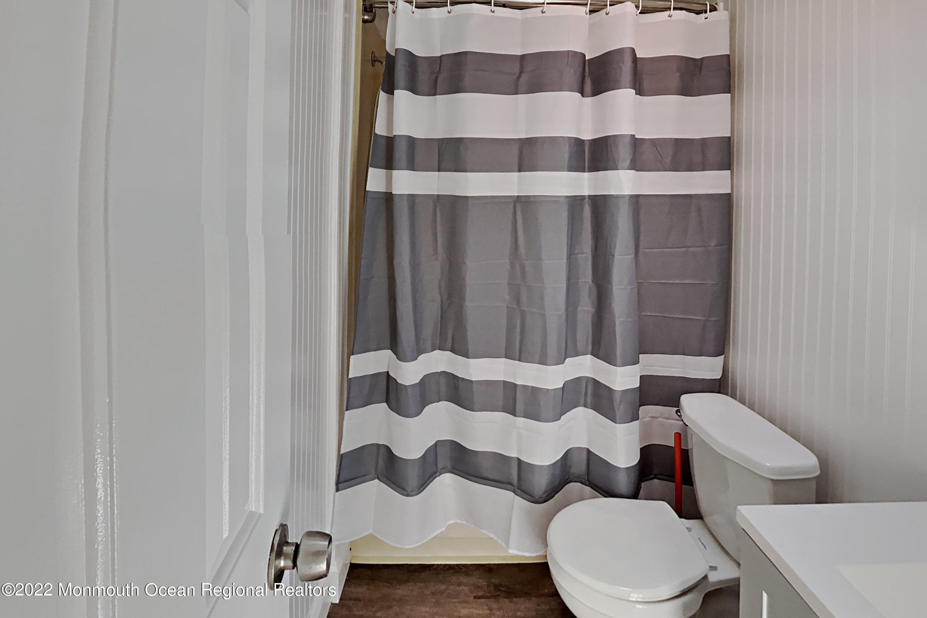 8 Kay Lane Howell, NJ 07731 - Photo 16 of 25 16_Image_8BSdLrNvQp