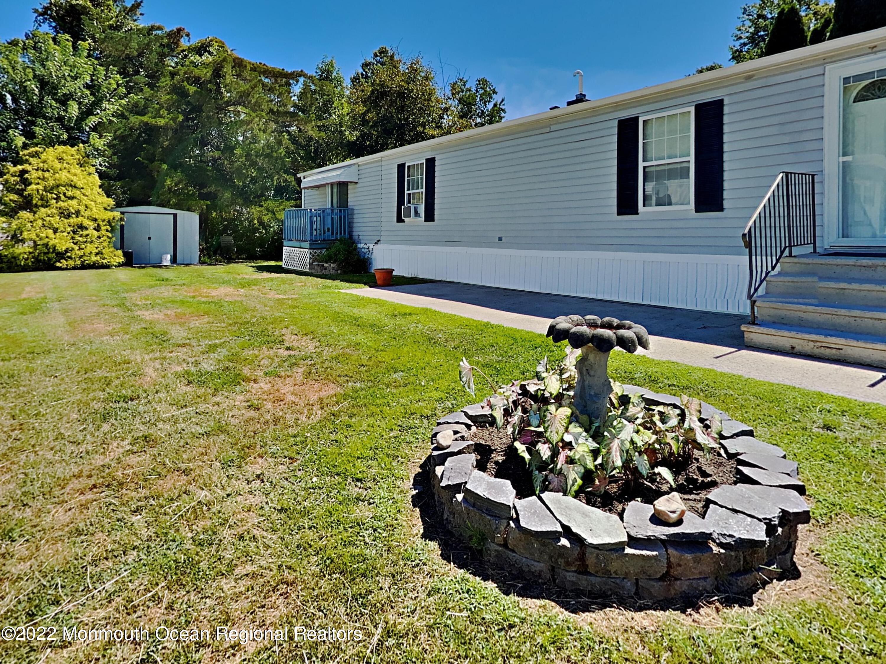 8 Kay Lane Howell, NJ 07731 - Photo 2 of 25 2_Image_56y9vYHQsR