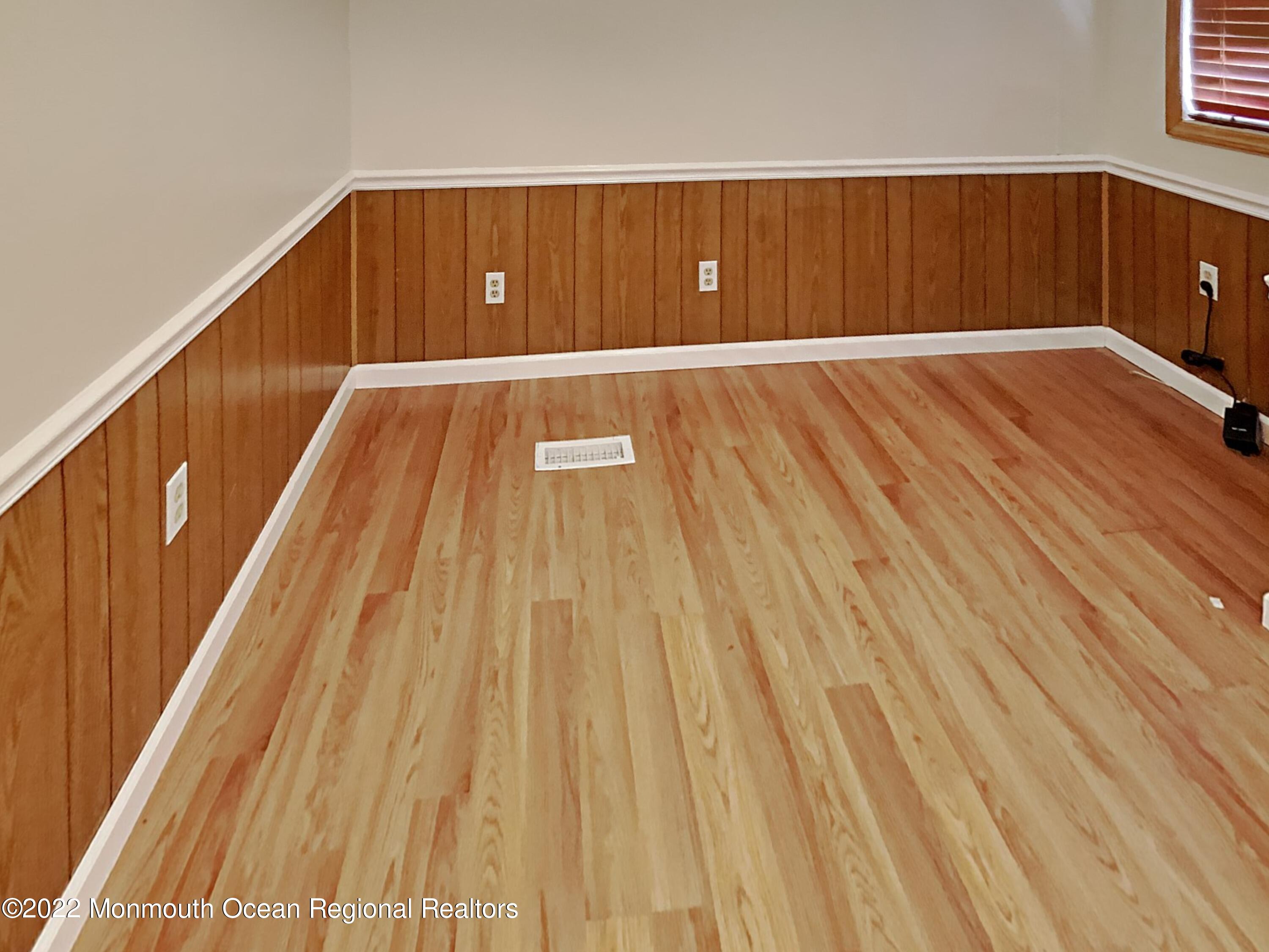 8 Kay Lane Howell, NJ 07731 - Photo 23 of 25 19_Image_5tGvYJzUhM