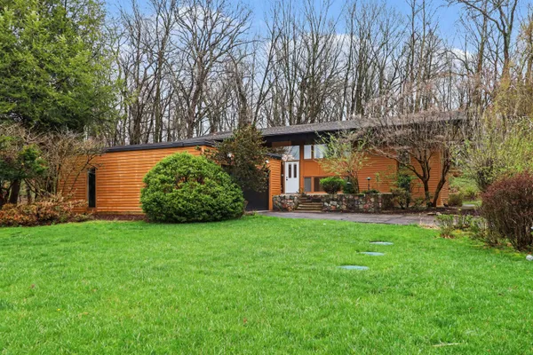 $899,900 | 2353 Blueberry Lane, Ann Arbor, MI 48103
