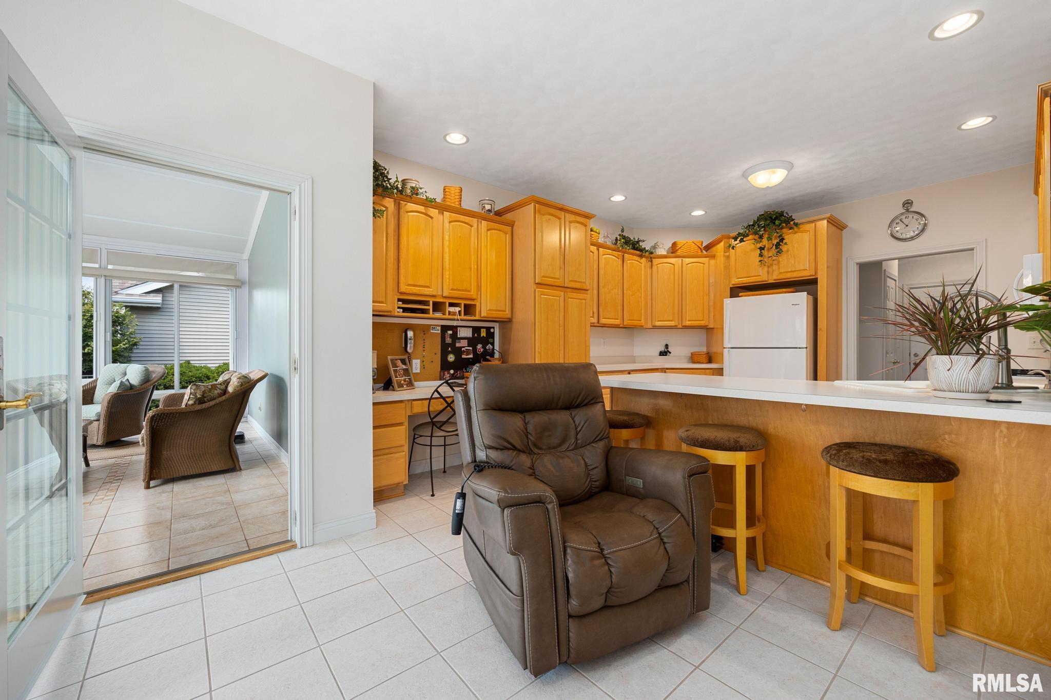 1930 Chestnut Lane Washington, IL 61571 - Photo 18 of 47