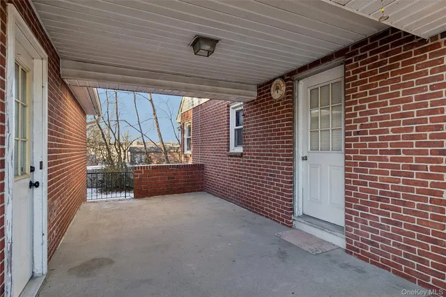 $619,990 | 21 Parsnip Pond Road, Lake Grove, NY 11755