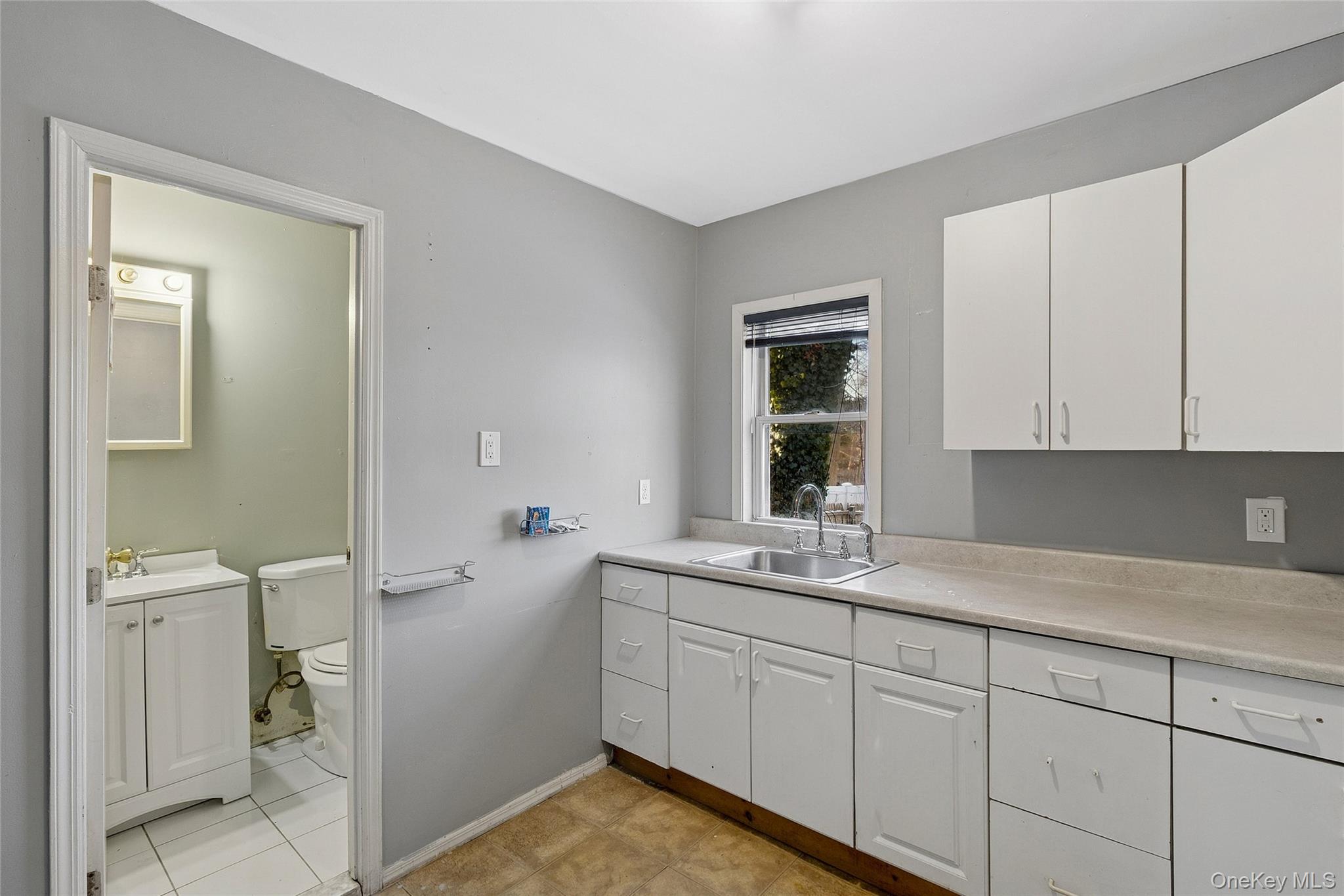 21 Parsnip Pond Road Lake Grove, NY 11755 - Photo 18 of 43