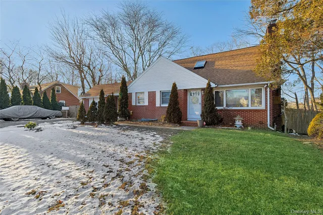 $619,990 | 21 Parsnip Pond Road, Lake Grove, NY 11755