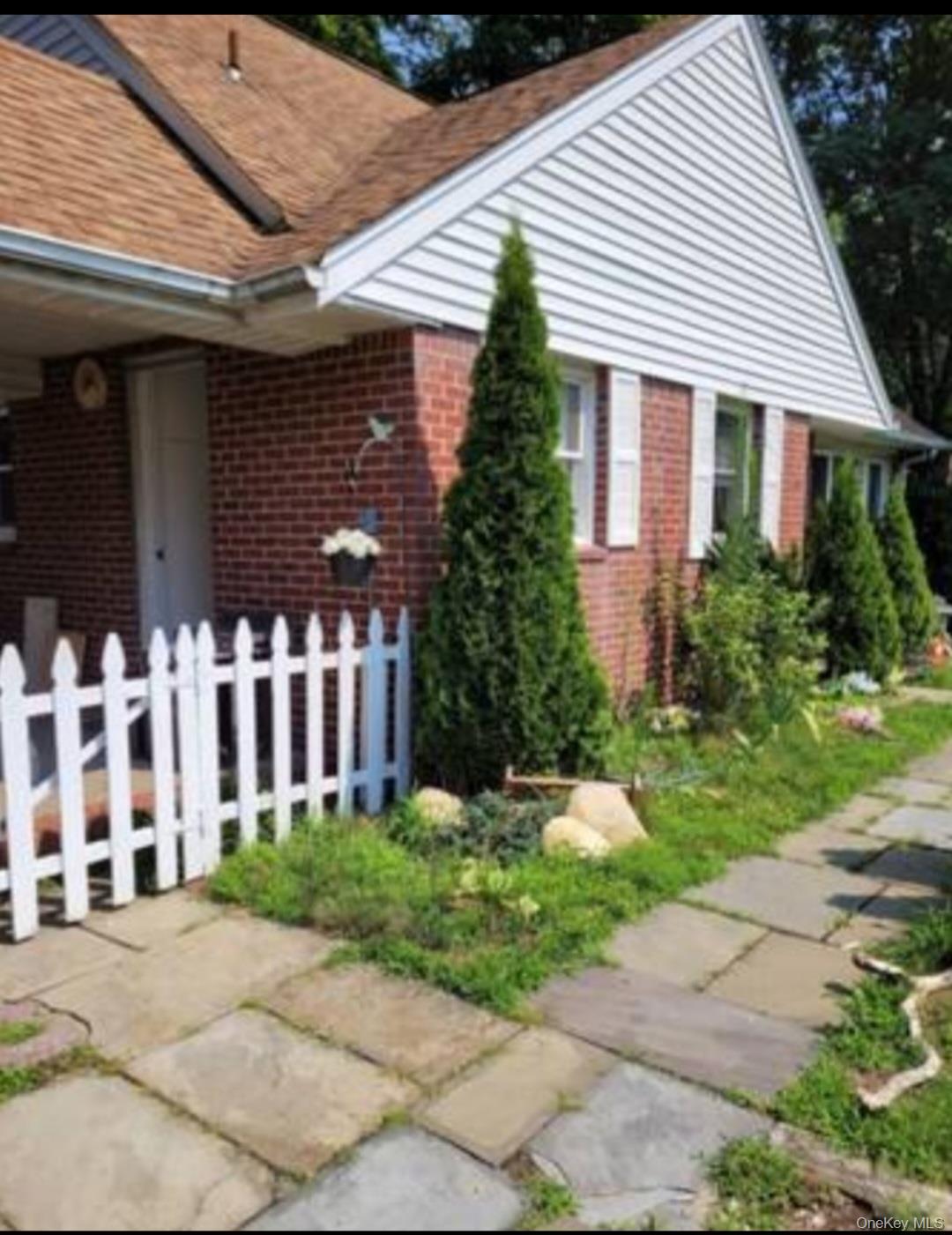 21 Parsnip Pond Road Lake Grove, NY 11755 - Photo 34 of 43