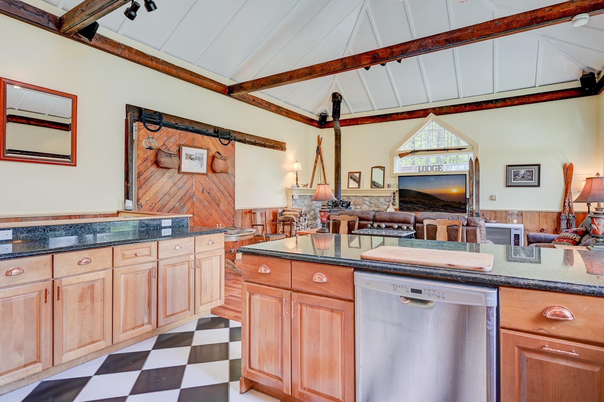 39 Yellow Brick Road Conway, NH 03860 - Photo 14 of 40 Gallery Image 14