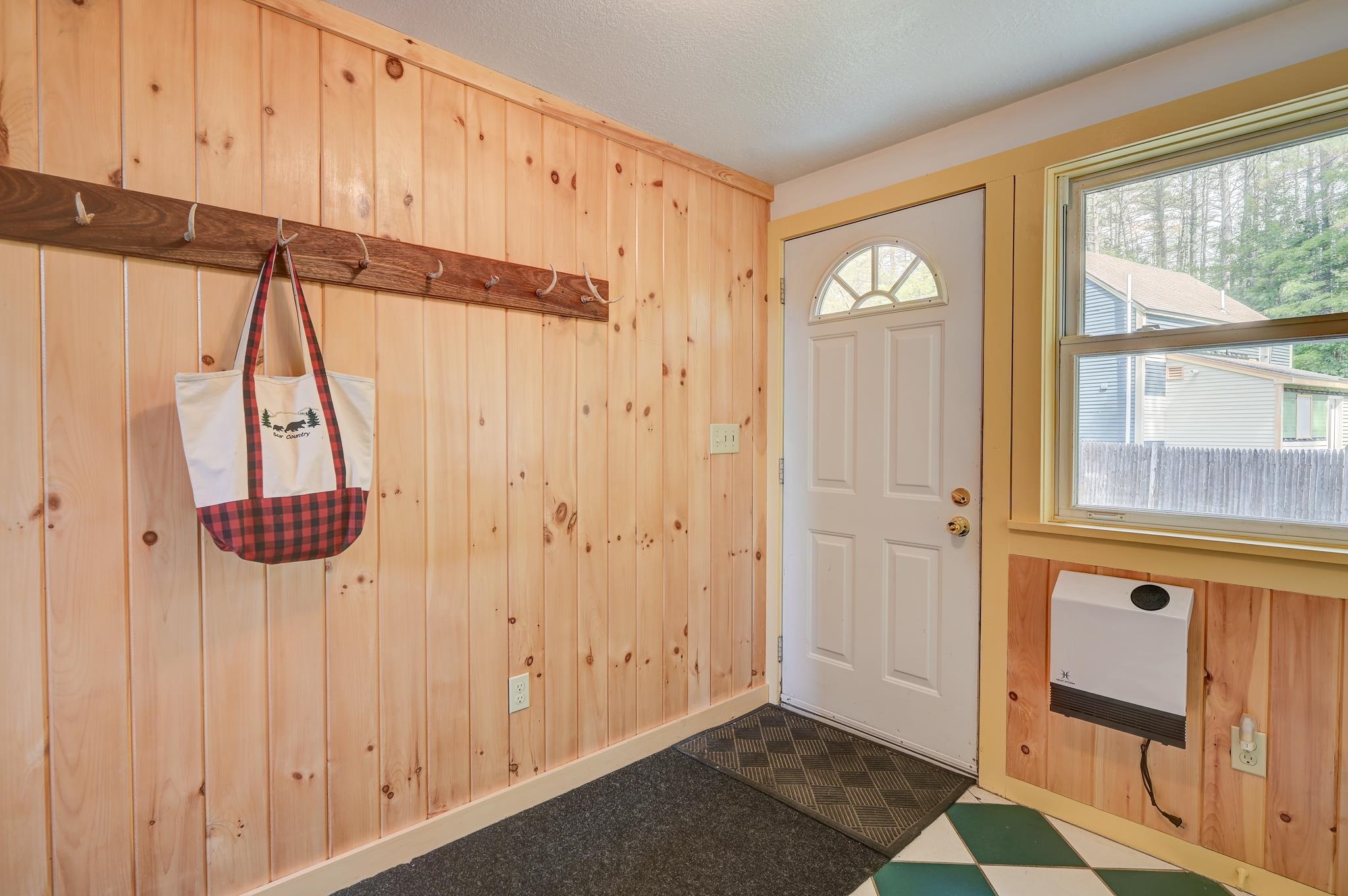 39 Yellow Brick Road Conway, NH 03860 - Photo 37 of 40 Gallery Image 37