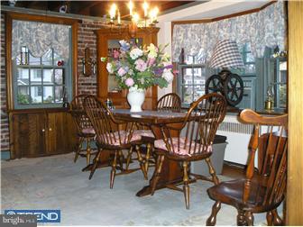 75 Mansion Road Springfield, PA 19064 - Photo 7 of 12 Dining Room