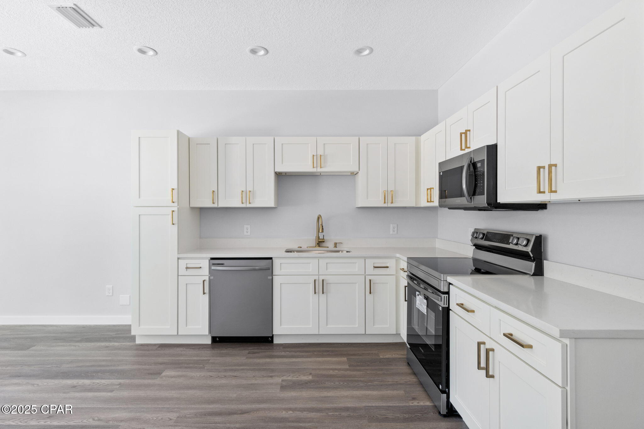 238 Springfield Avenue Panama City, FL 32401 - Photo 4 of 14