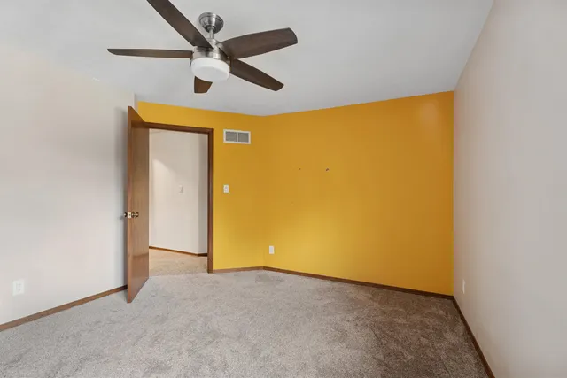 $412,900 | 865 Portside Court, Oshkosh, WI 54901