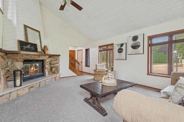 $412,900 | 865 Portside Court, Oshkosh, WI 54901