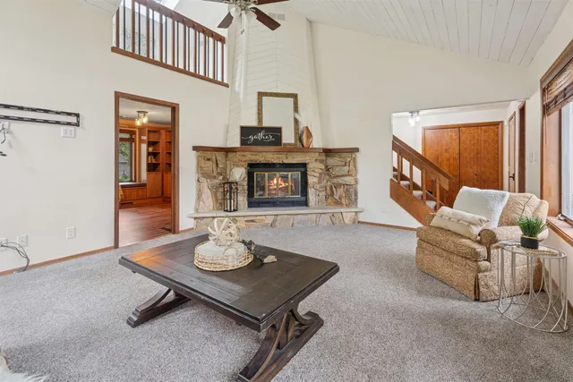 $412,900 | 865 Portside Court, Oshkosh, WI 54901