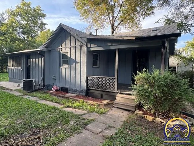 $92,500 | 805 Watson Street, Emporia, KS 66801