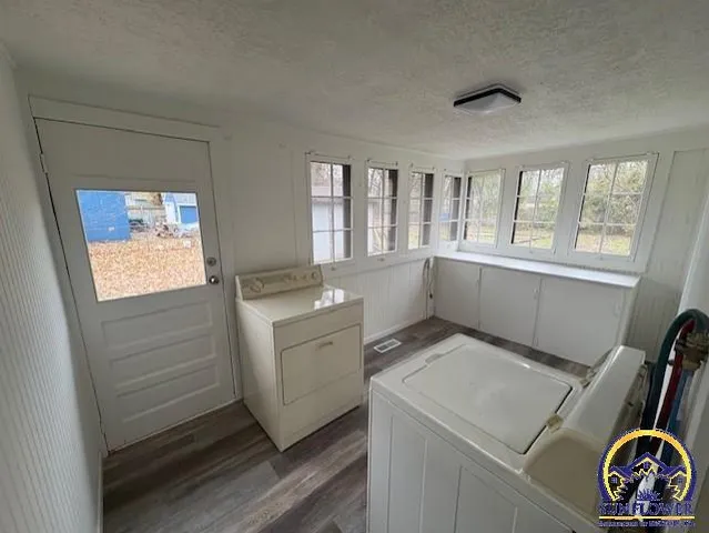 $92,500 | 805 Watson Street, Emporia, KS 66801