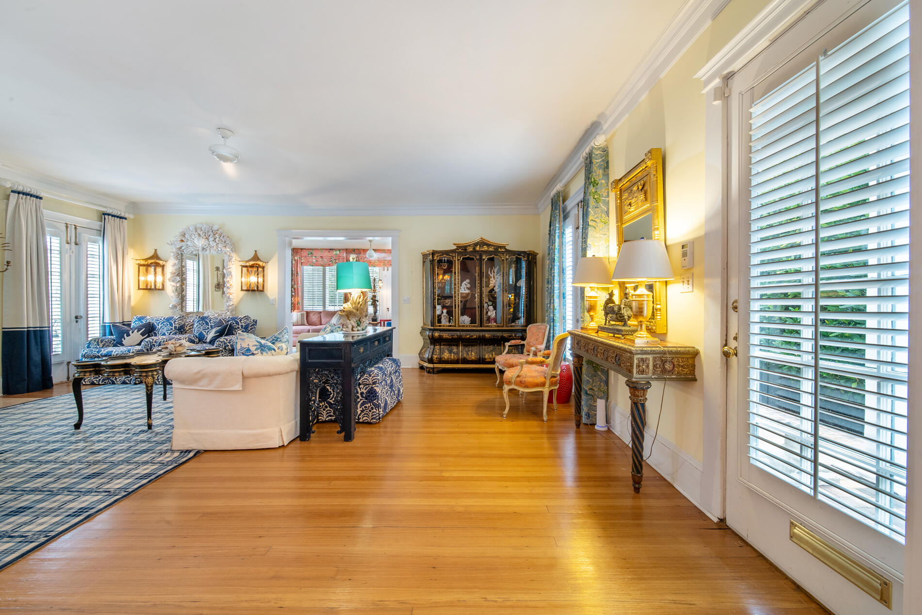 263 Park Avenue Palm Beach, FL 33480 - Photo 11 of 37 DSC07765-HDR