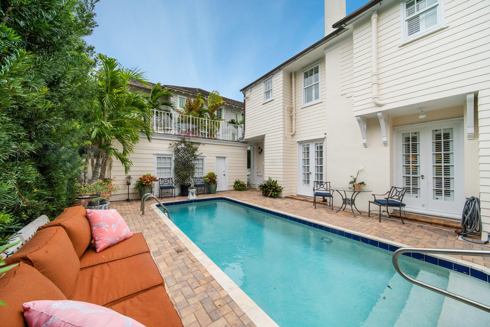 263 Park Avenue Palm Beach, FL 33480 - Photo 32 of 37 DSC07725