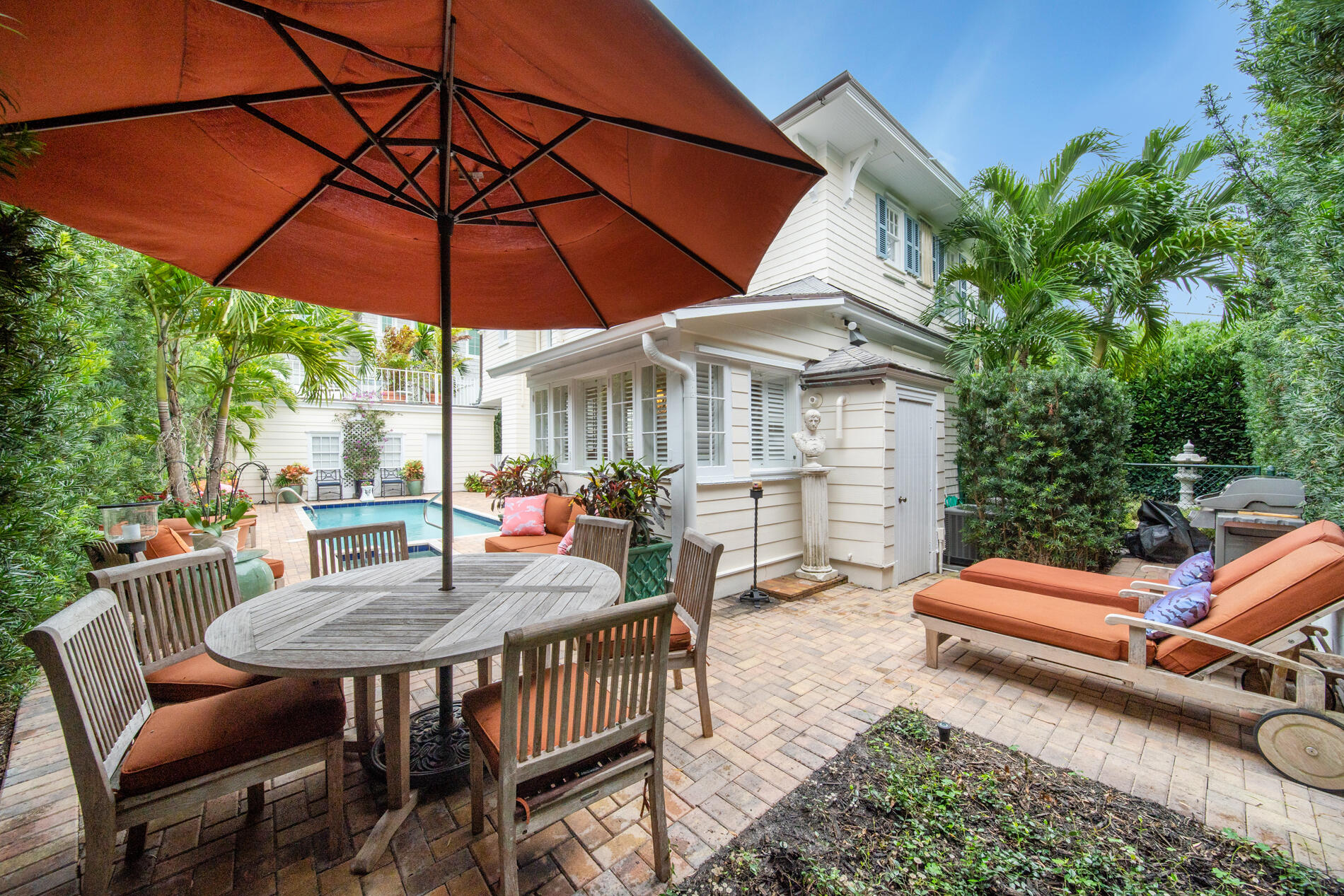 263 Park Avenue Palm Beach, FL 33480 - Photo 36 of 37 DSC07736