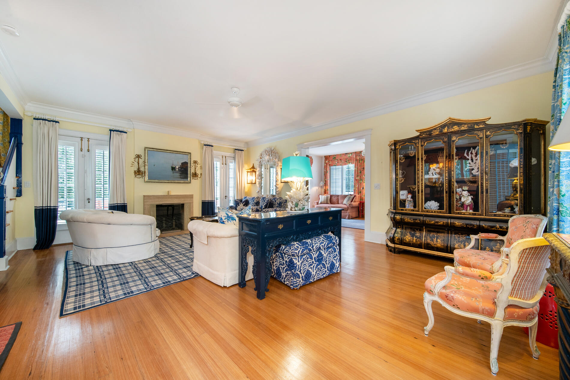 263 Park Avenue Palm Beach, FL 33480 - Photo 8 of 37 DSC07759-HDR