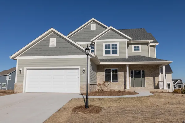 $745,900 | N54-w19340 Kearney Lane, Menomonee Falls, WI 53051