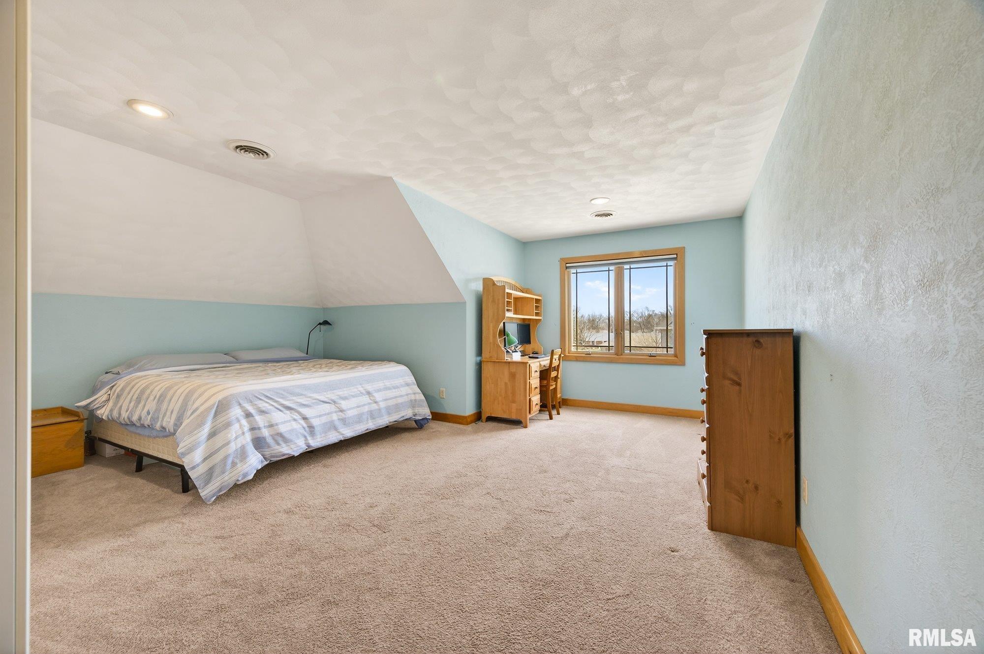 709 Marcus Court Chillicothe, IL 61523 - Photo 33 of 67