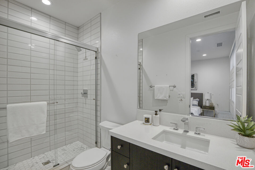 20248 Willoughby Lane Porter Ranch, CA 91326 - Photo 48 of 69