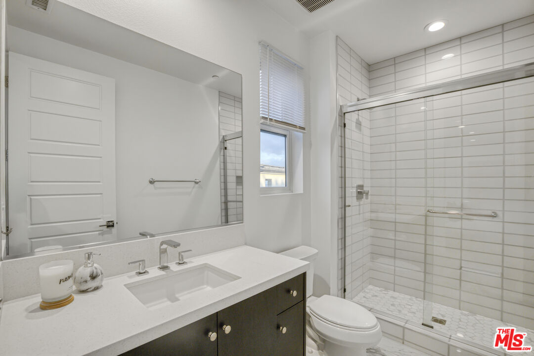 20248 Willoughby Lane Porter Ranch, CA 91326 - Photo 50 of 69