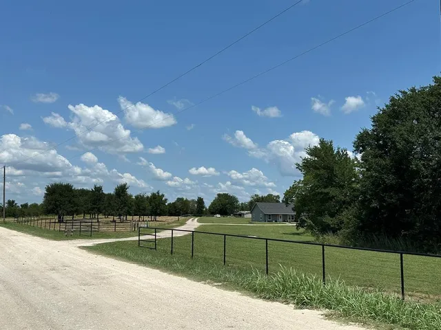$499,000 | 6891 Southwest County Road 0021, Corsicana, TX 75110